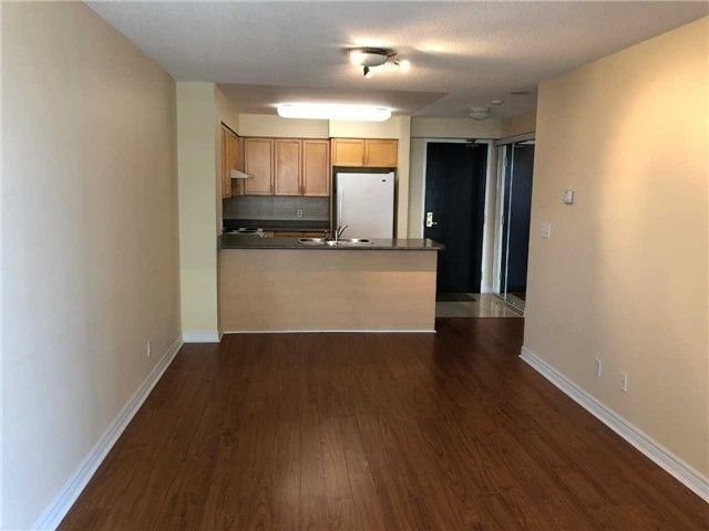 23 Hollywood Ave, unit 3309 for rent - image #4