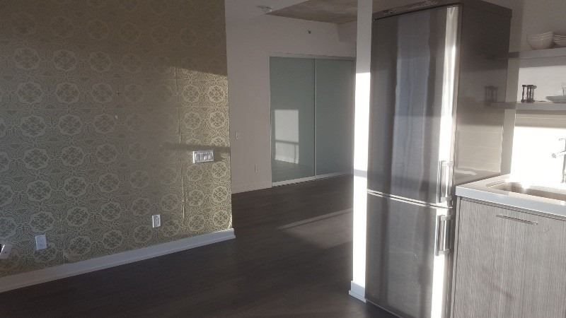 560 King St W, unit 613 for rent - image #6