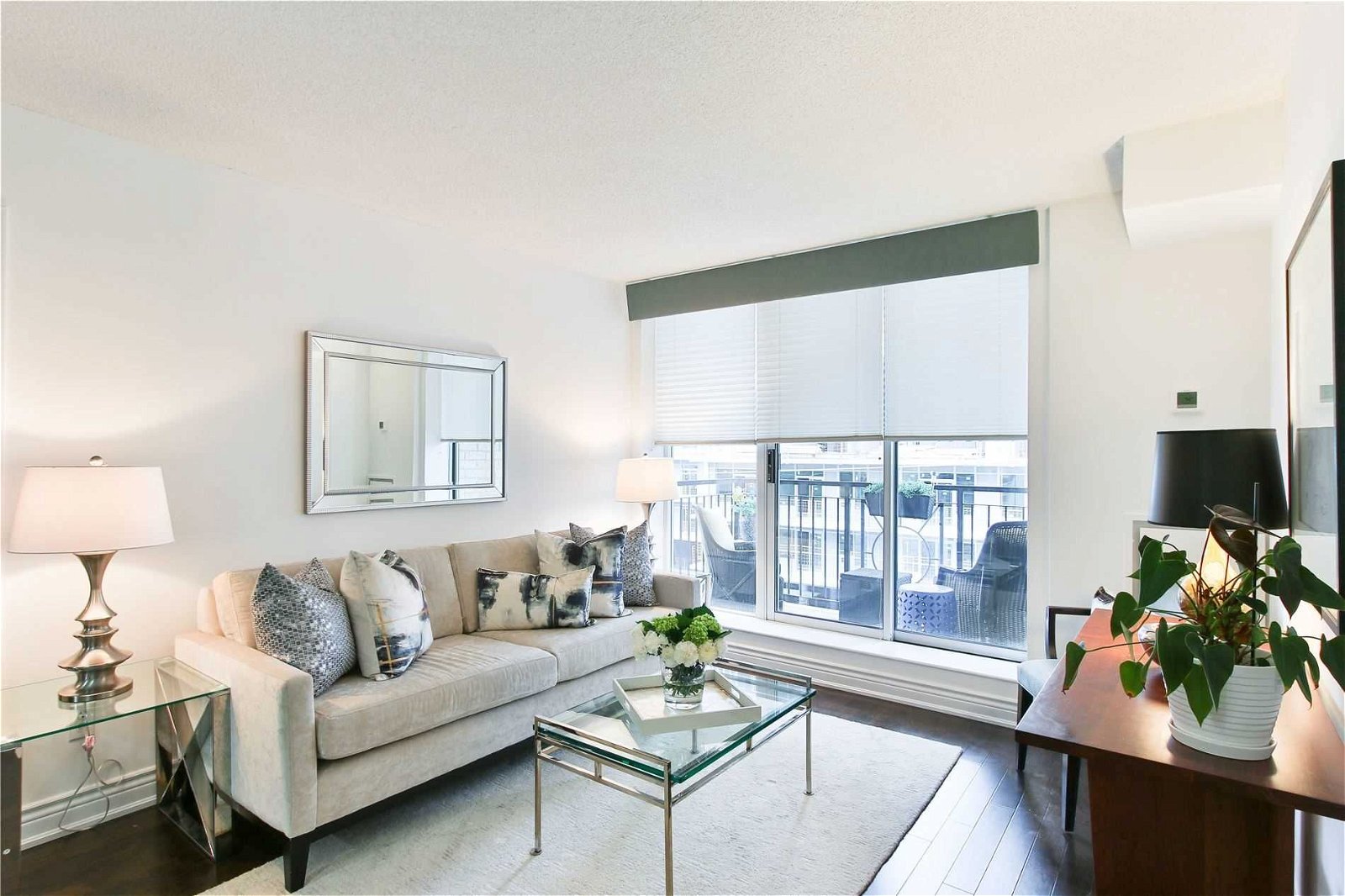 188 Redpath Ave, unit 504 for sale - image #2