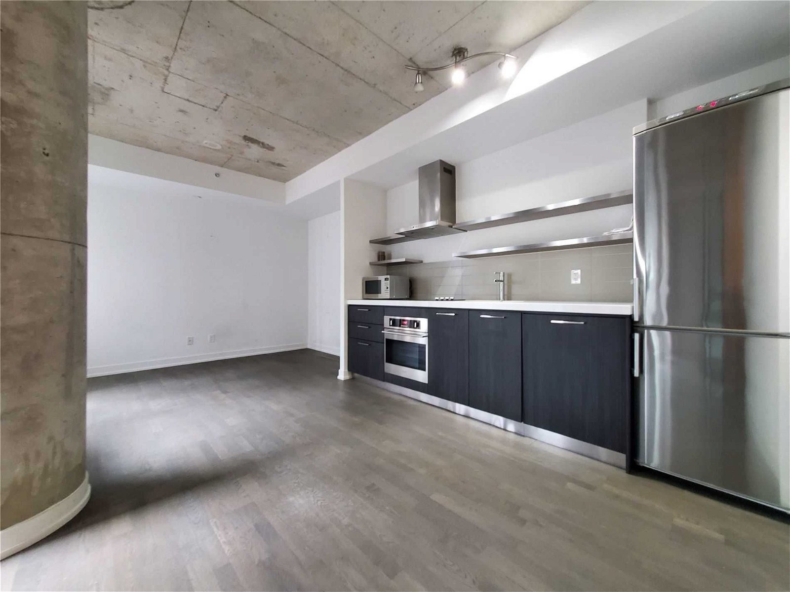560 King St W, unit 626 for rent - image #2