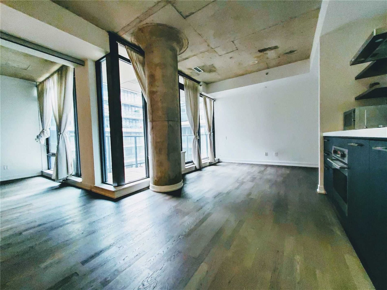 560 King St W, unit 626 for rent - image #3