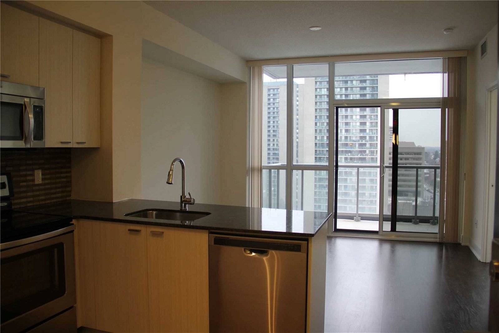 88 Sheppard Ave E, unit 1705 for rent - image #4