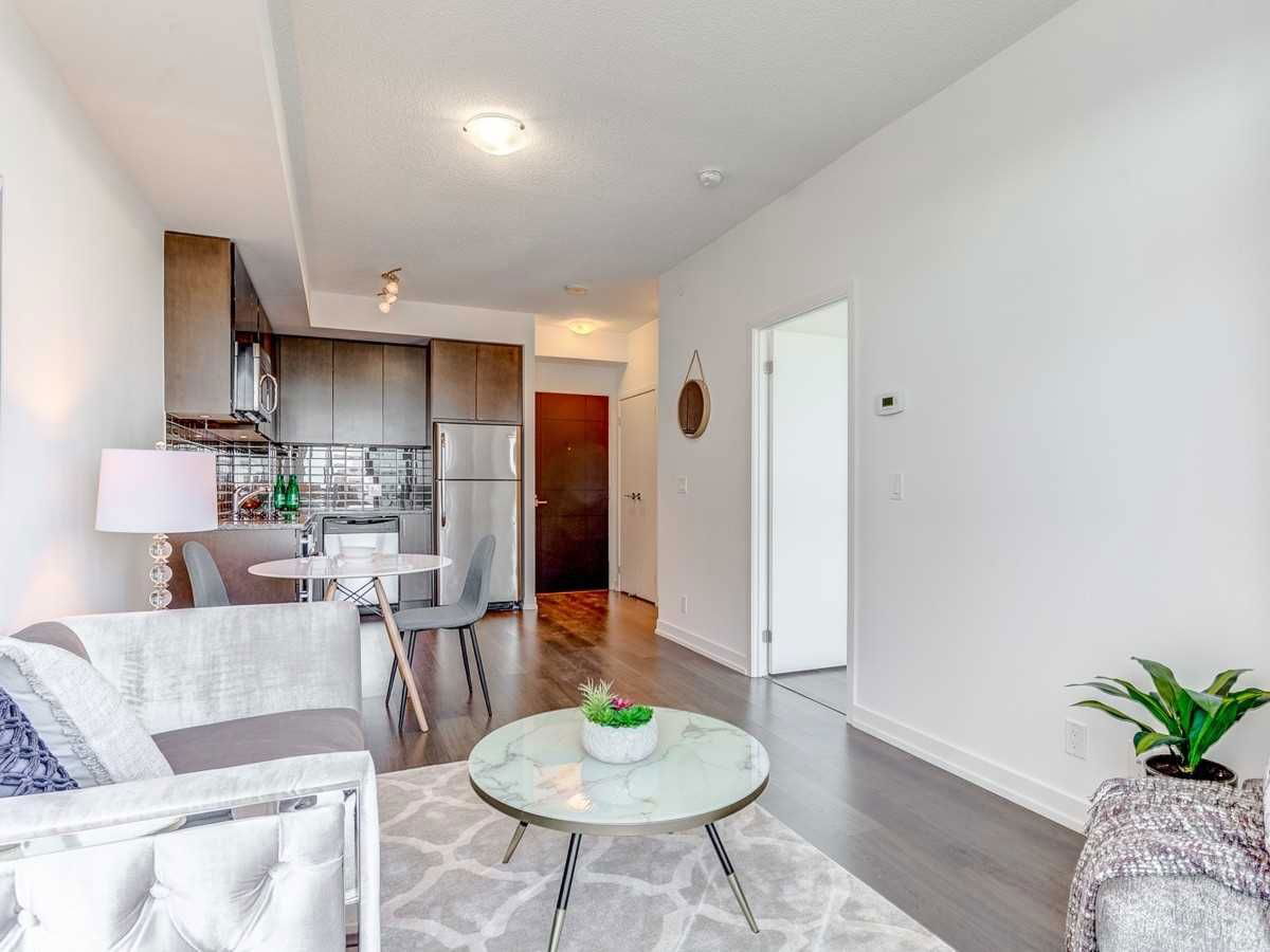 98 Lillian St, unit 2019 for sale - image #8