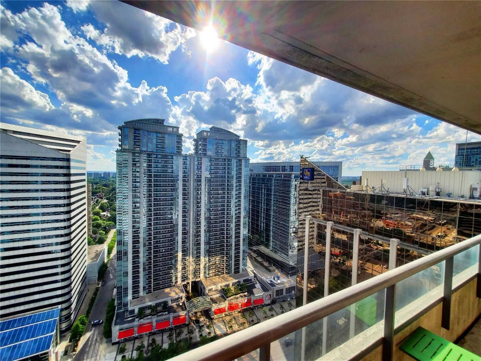 23 Hollywood Ave, unit 3302 for rent - image #8