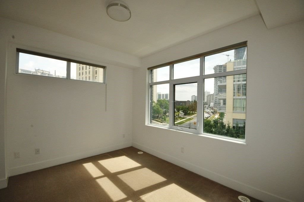 60 Forest Manor Rd, unit Th 11 for rent - image #12