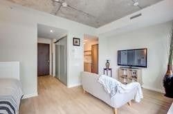 560 King St W, unit 604 for rent - image #4