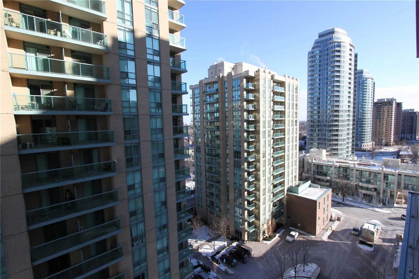 22 Olive Ave, unit 1507 for rent - image #11