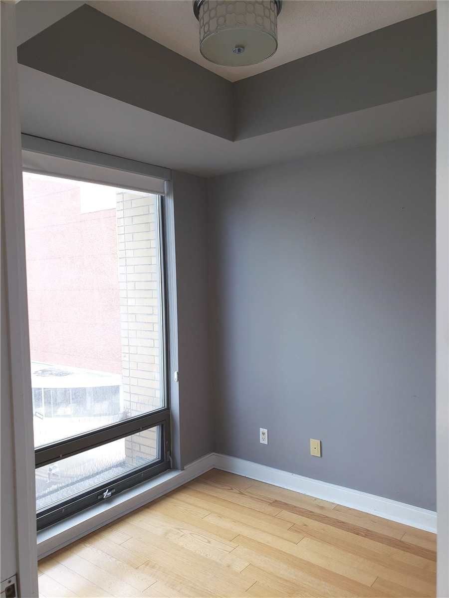 18 Yorkville Ave, unit 417 for rent - image #11