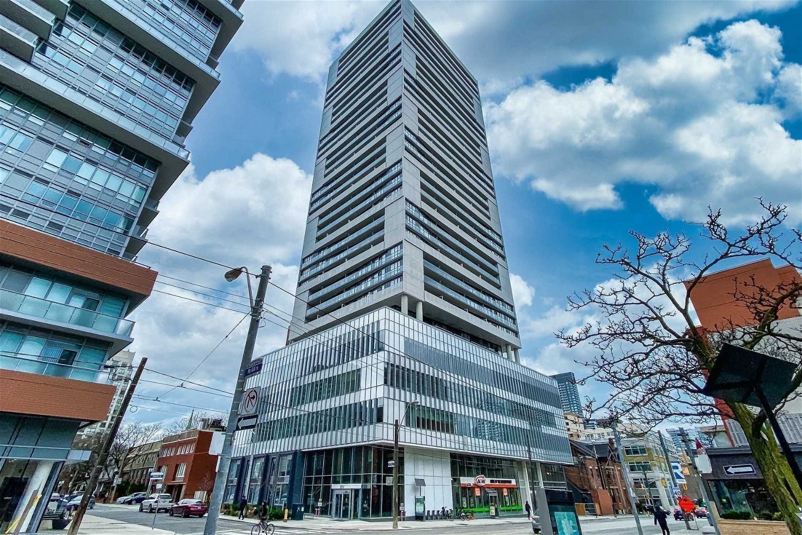 89 Mcgill St, unit 1409 for rent - image #1