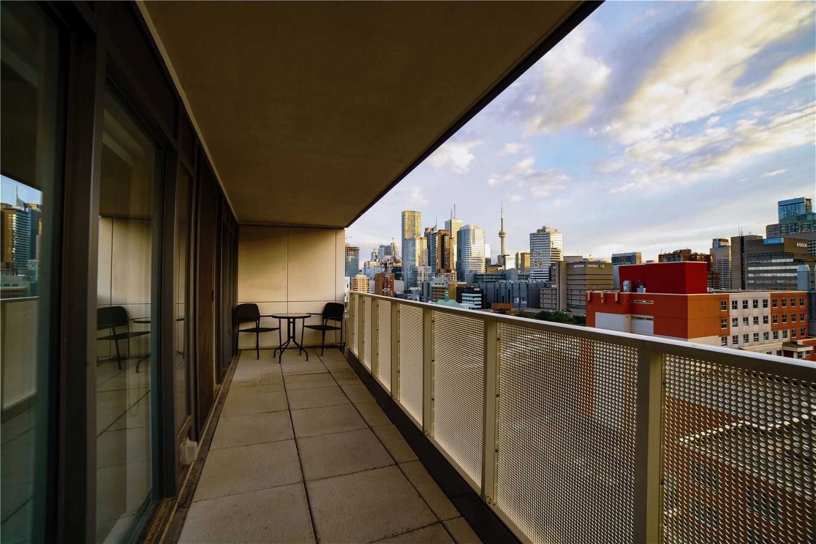 89 Mcgill St, unit 1011 for rent - image #7