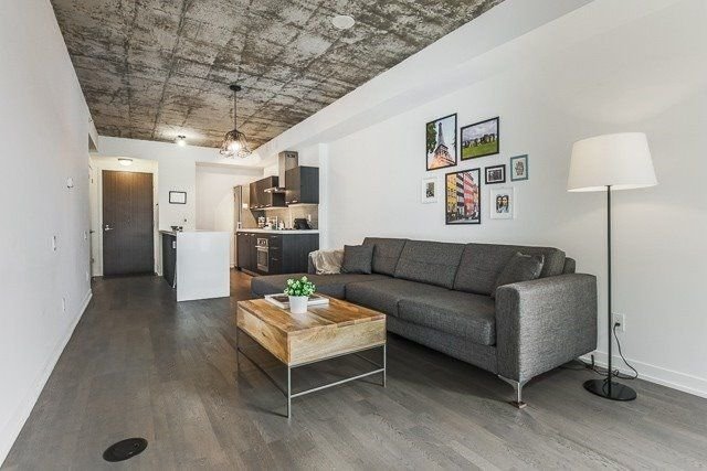 560 King St W, unit 526 for rent - image #10