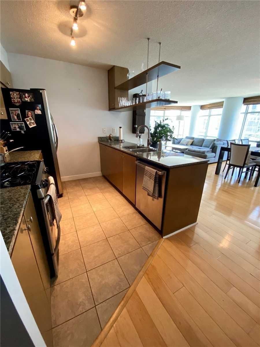 10 Navy Wharf Crt, unit 612 for rent - image #14