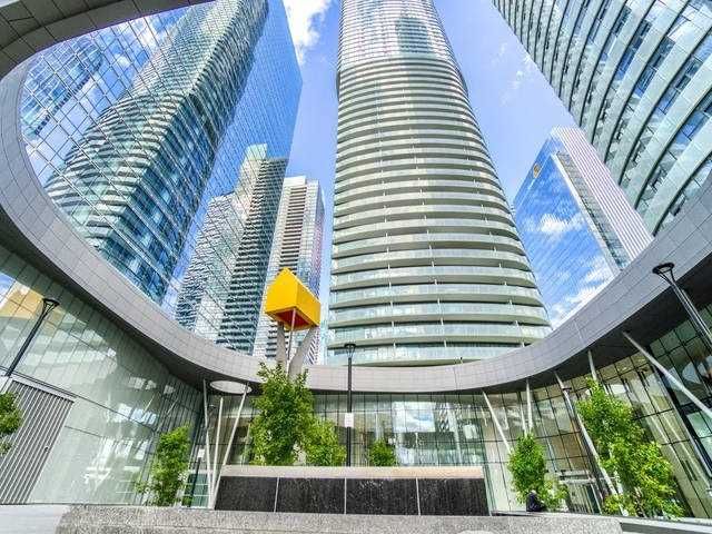 14 York St, unit 2010 for sale - image #2