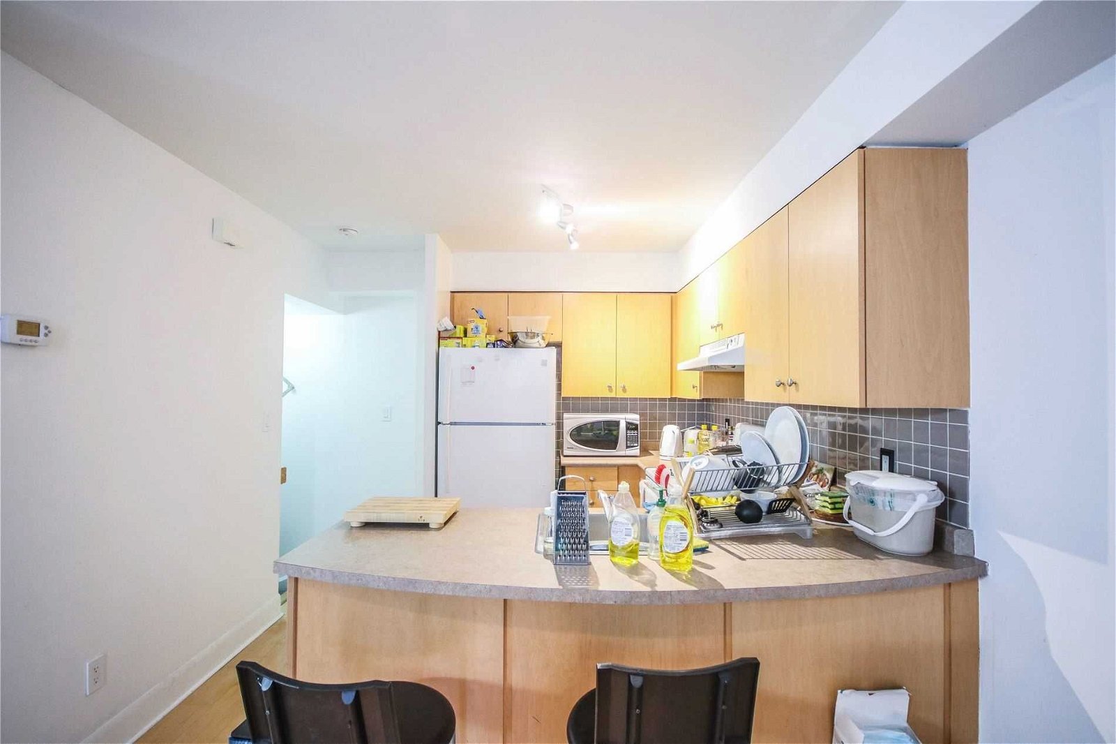 415 Jarvis St, unit 329 for rent - image #6