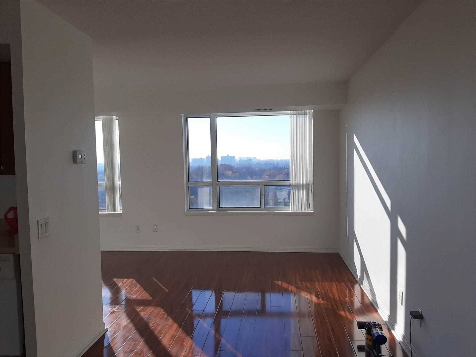 153 Beecroft Rd, unit 1802 for rent - image #3