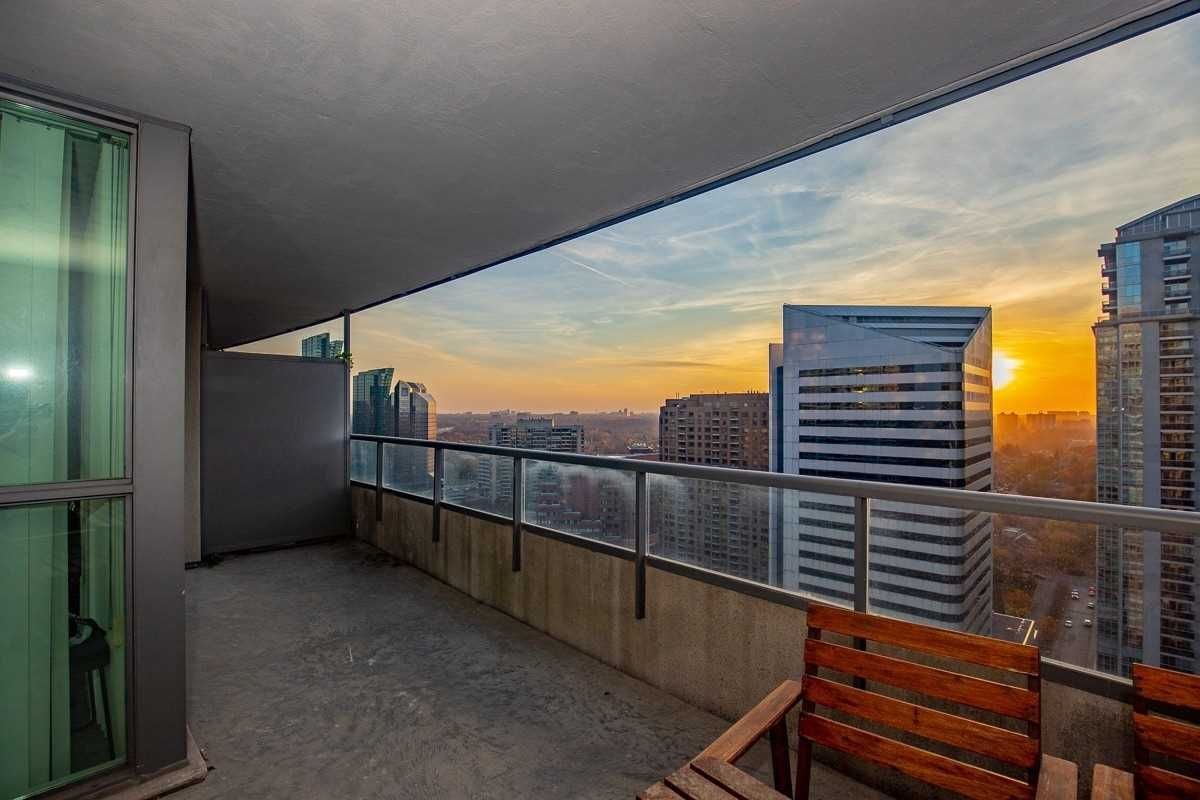 23 Hollywood Ave, unit 3201 for sale - image #2
