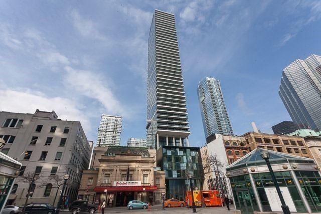 224 King St W, unit 2505 for rent - image #1