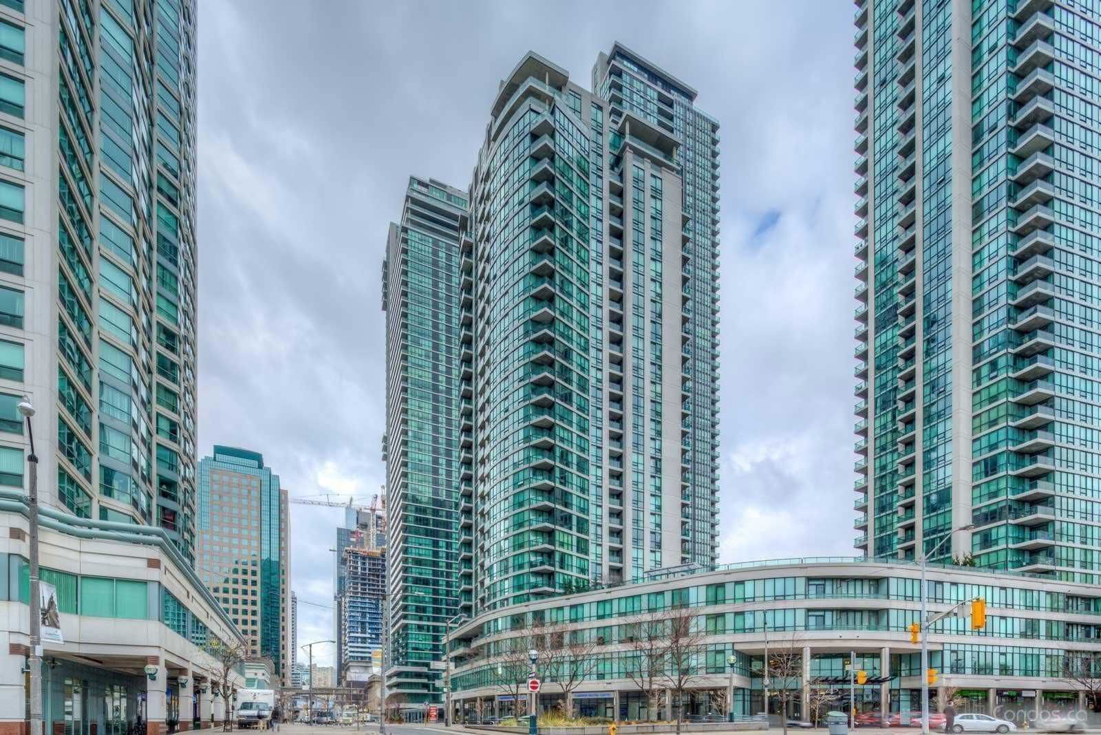 12 Yonge St, unit 904 for rent