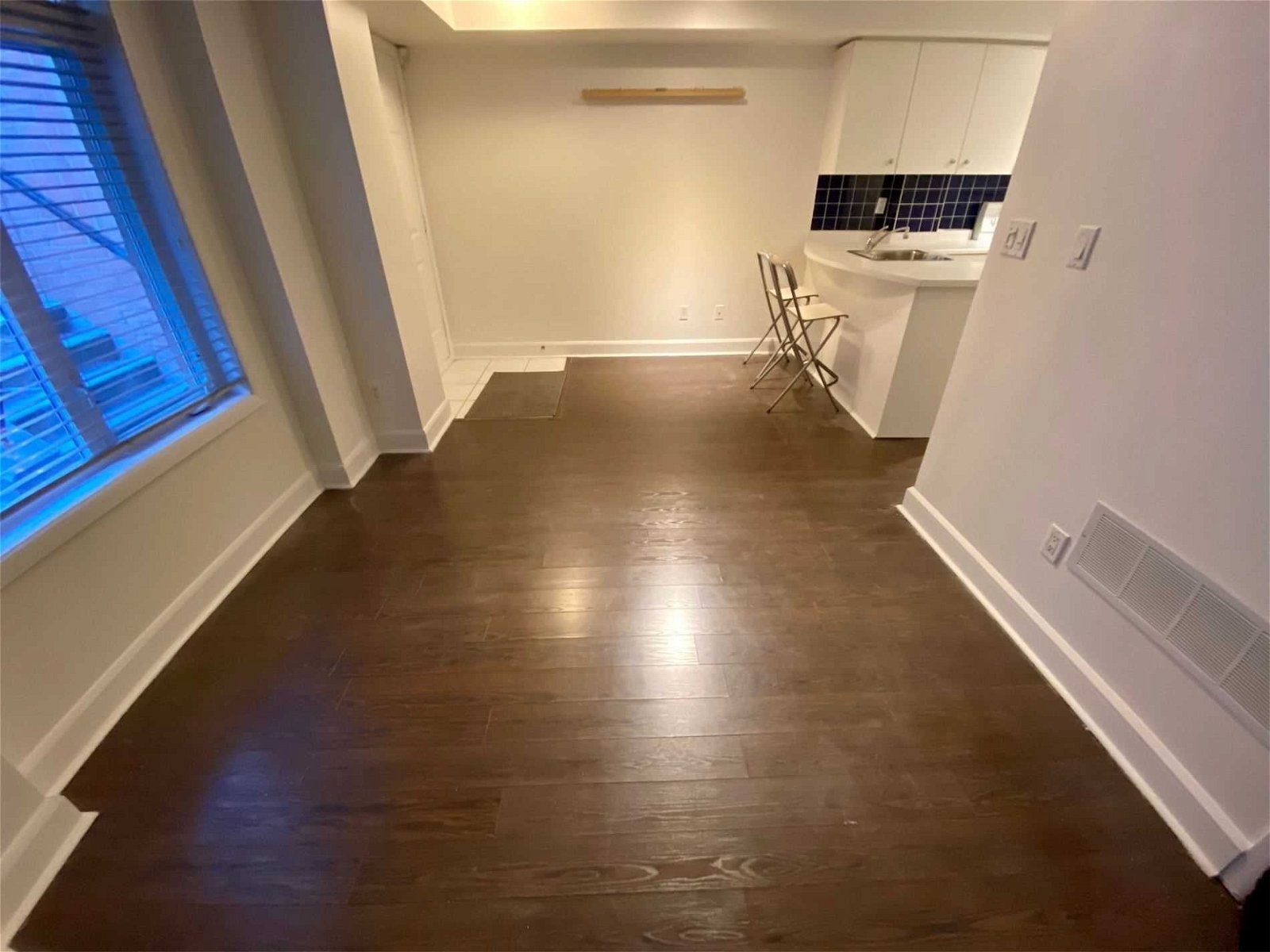 415 Jarvis St, unit 140 for rent - image #6
