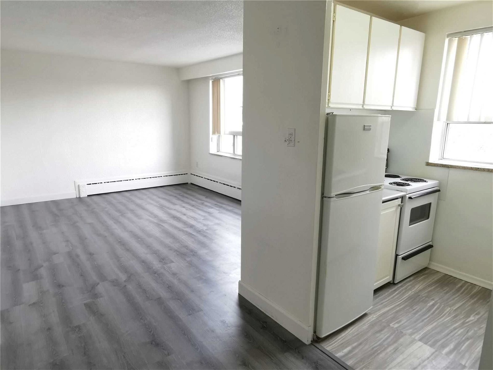 11 Churchill Ave, unit 205 for rent - image #6