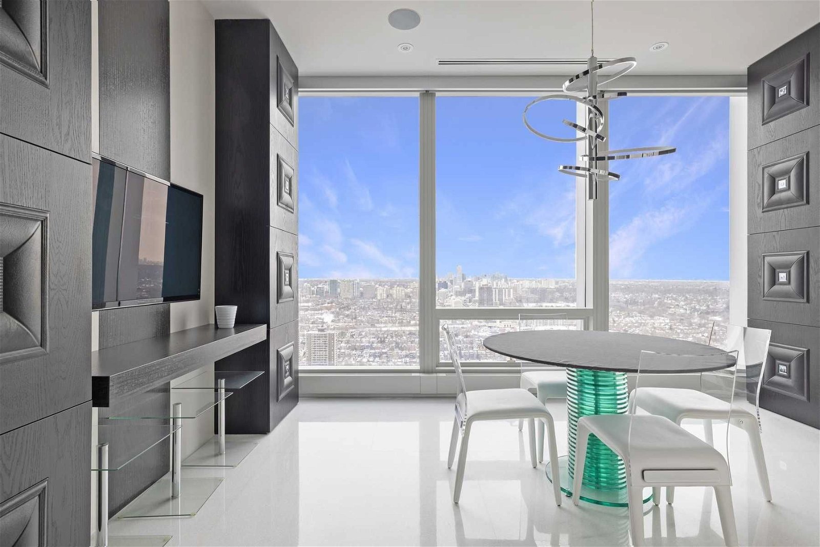 50 Yorkville Ave, unit 4001 for sale - image #17