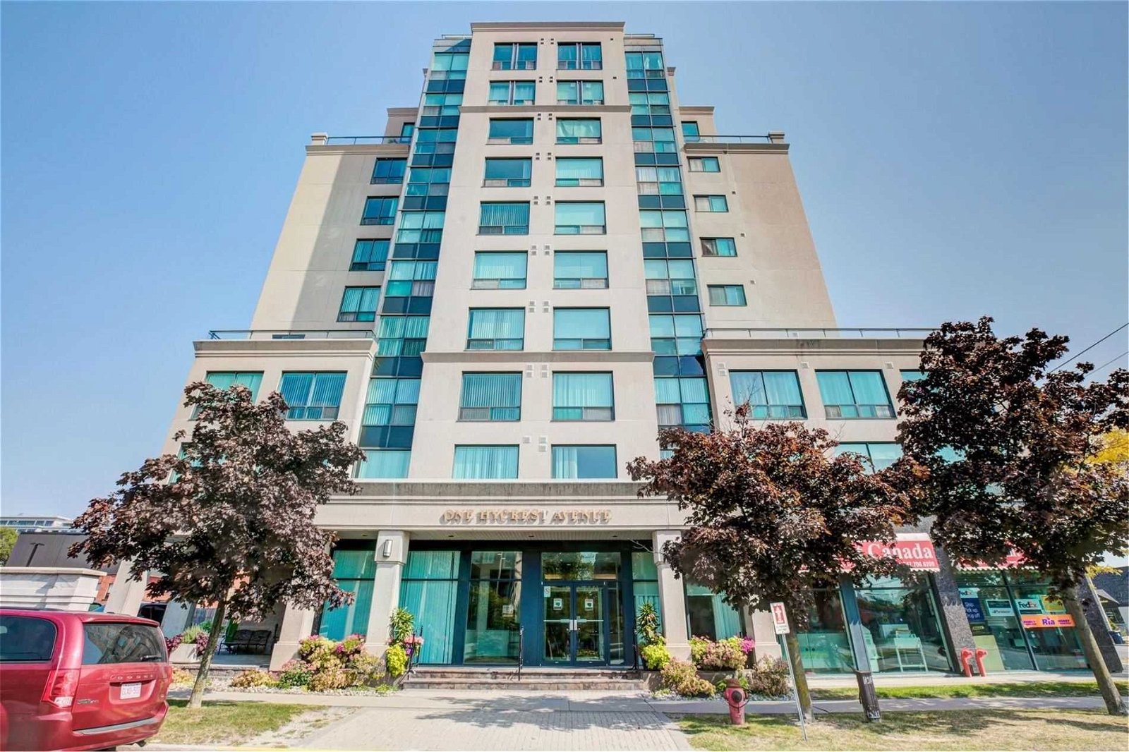 1 Hycrest Ave, unit 808 for sale - image #1
