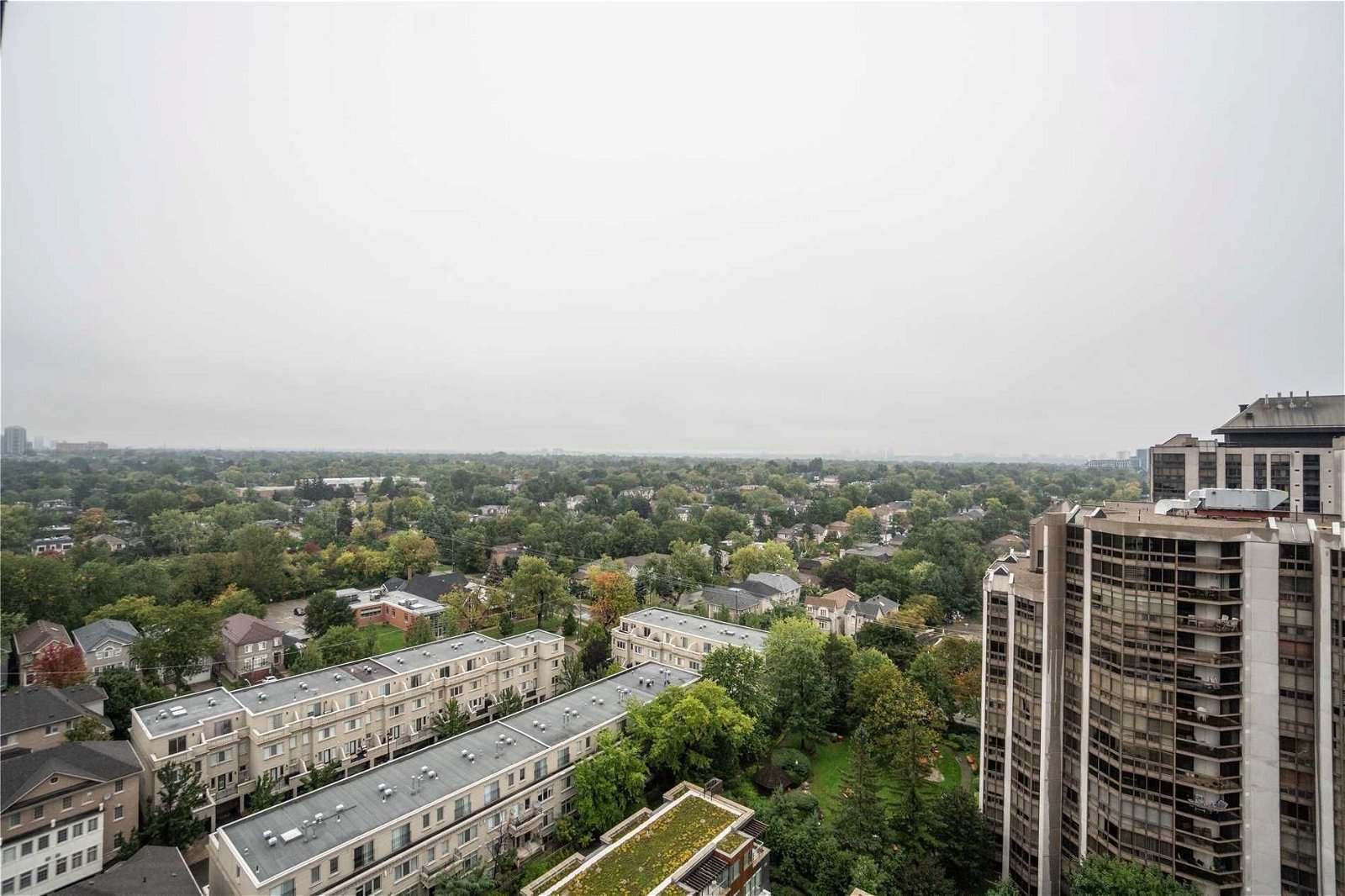 88 Sheppard Ave E, unit 1710 for rent - image #12