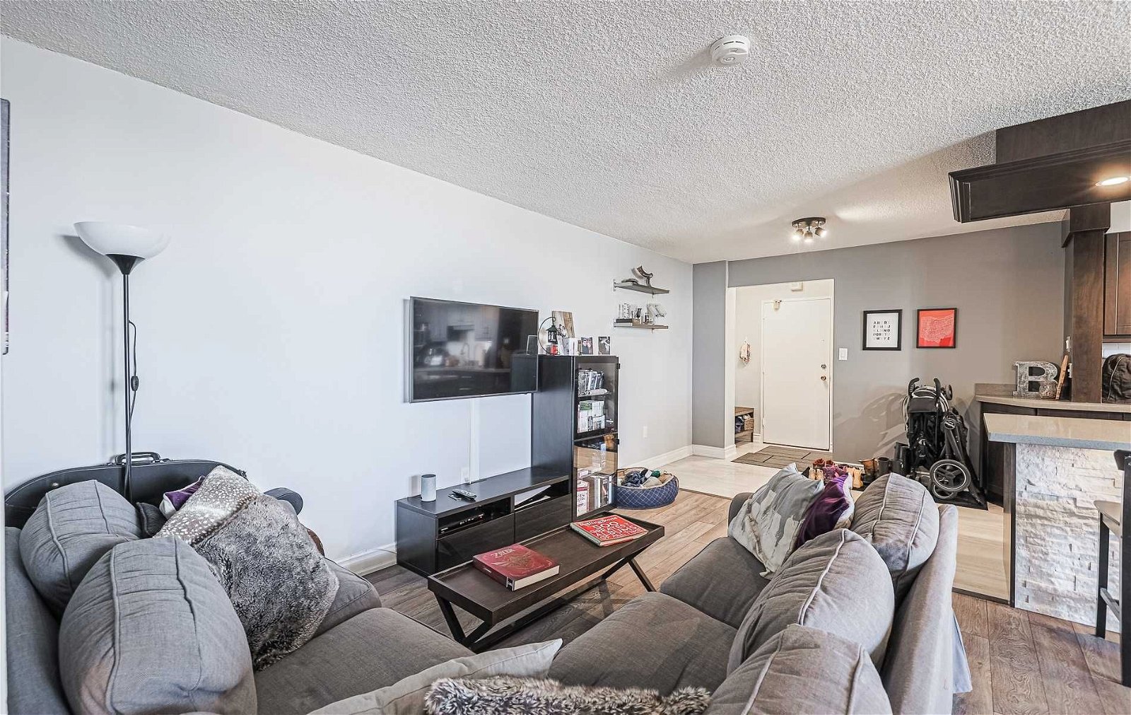 10 Muirhead Rd, unit 1706 for sale - image #16