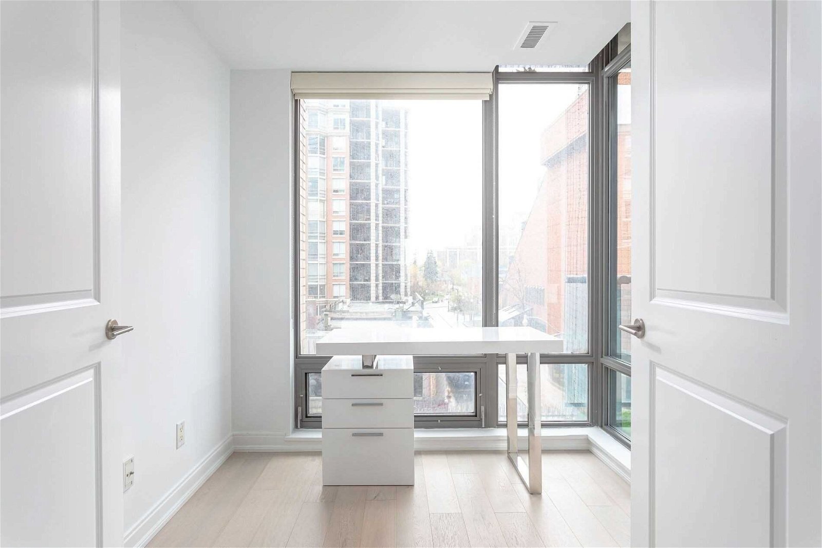 18 Yorkville Ave, unit 418 for sale - image #20