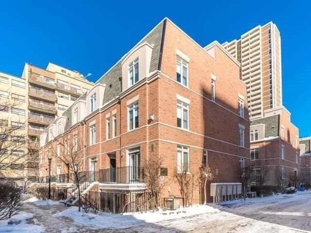 415 Jarvis St, unit 331 for rent - image #1