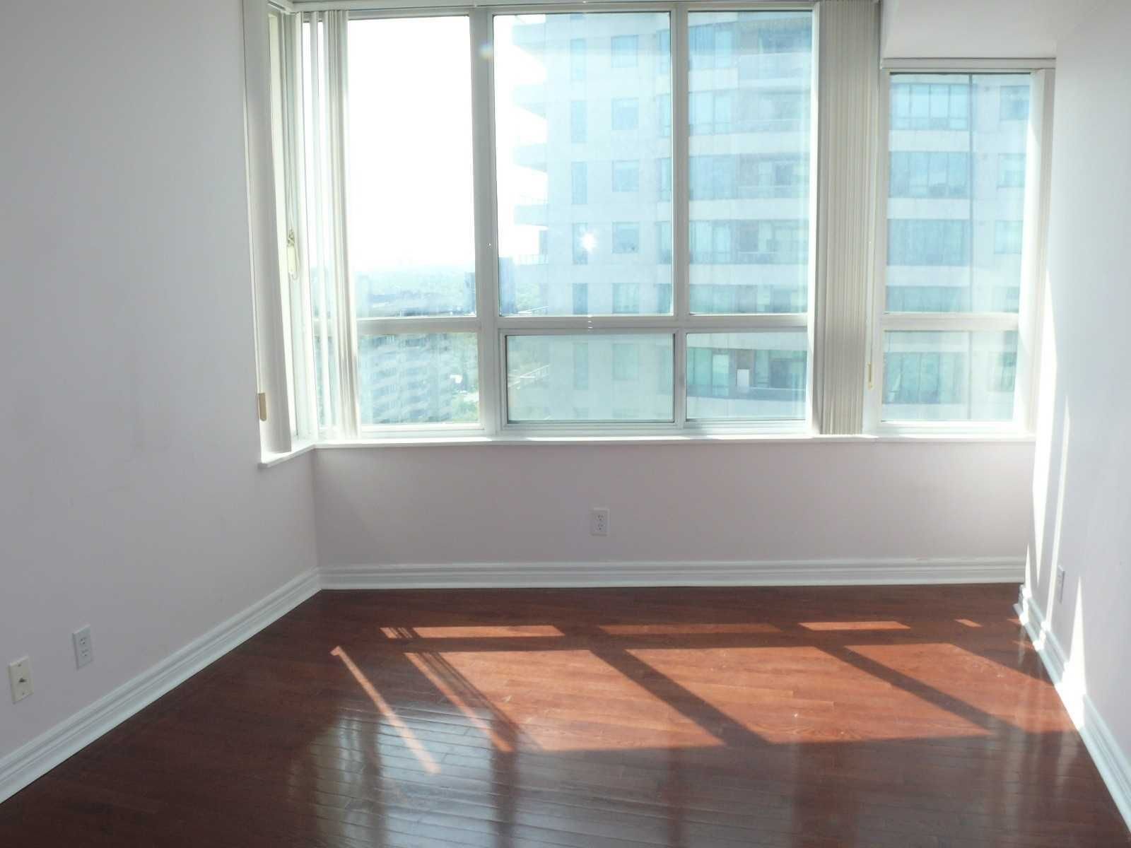 23 Hollywood Ave, unit 3008 for rent - image #21