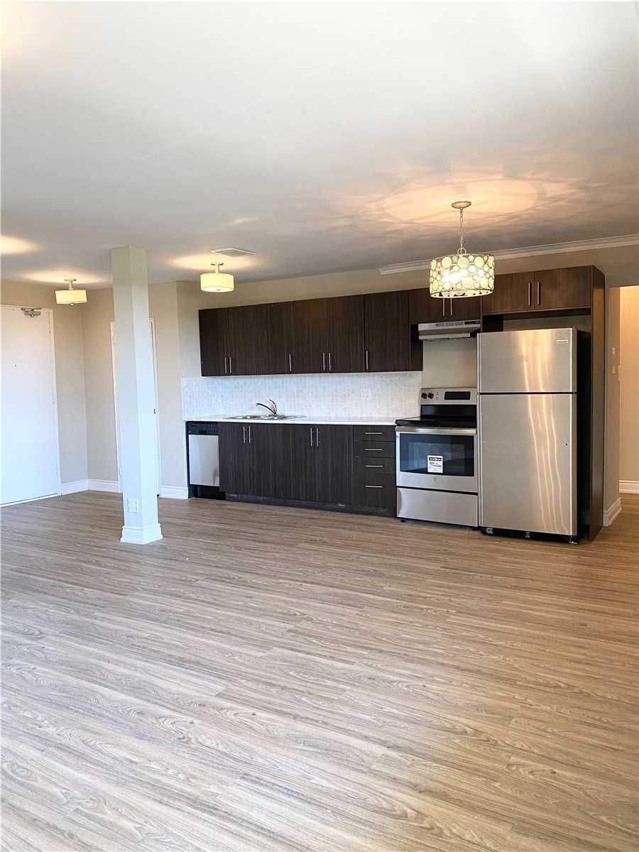 276 St Clair Ave W, unit 305 for rent - image #1