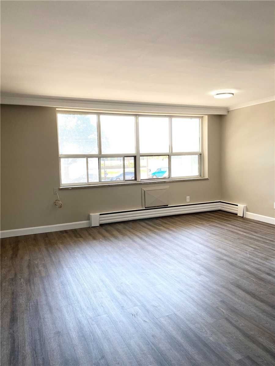 276 St Clair Ave W, unit 106 for rent - image #2