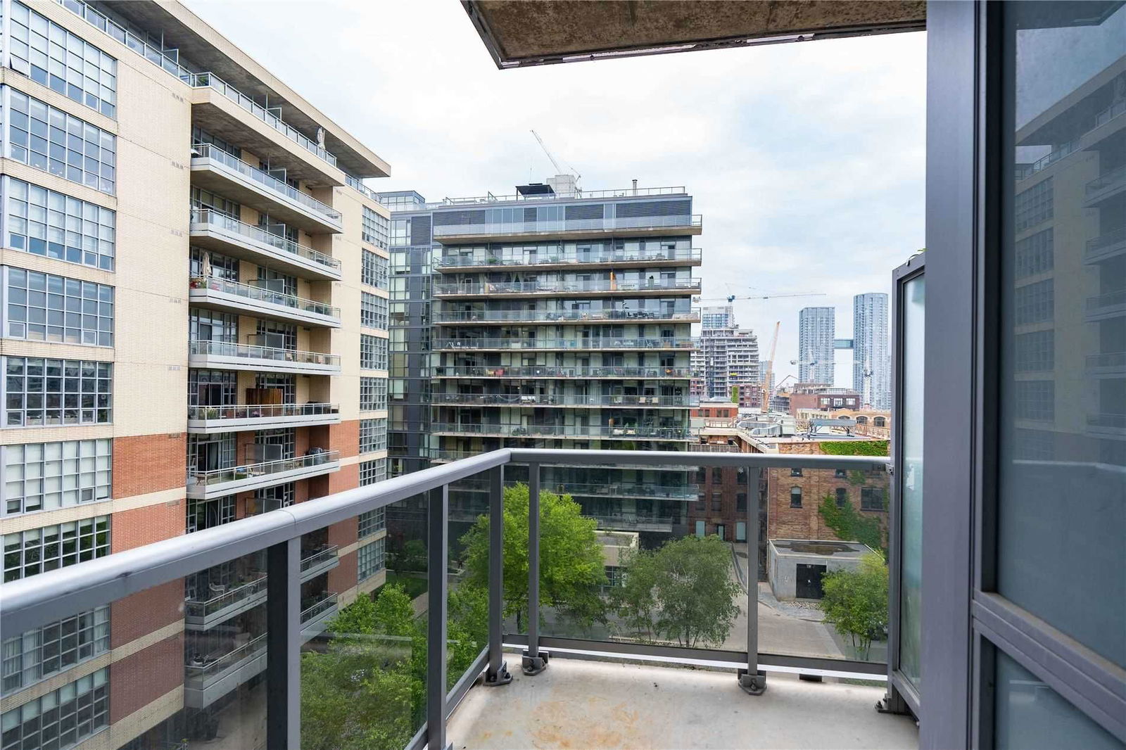 399 Adelaide St W, unit 610 for sale