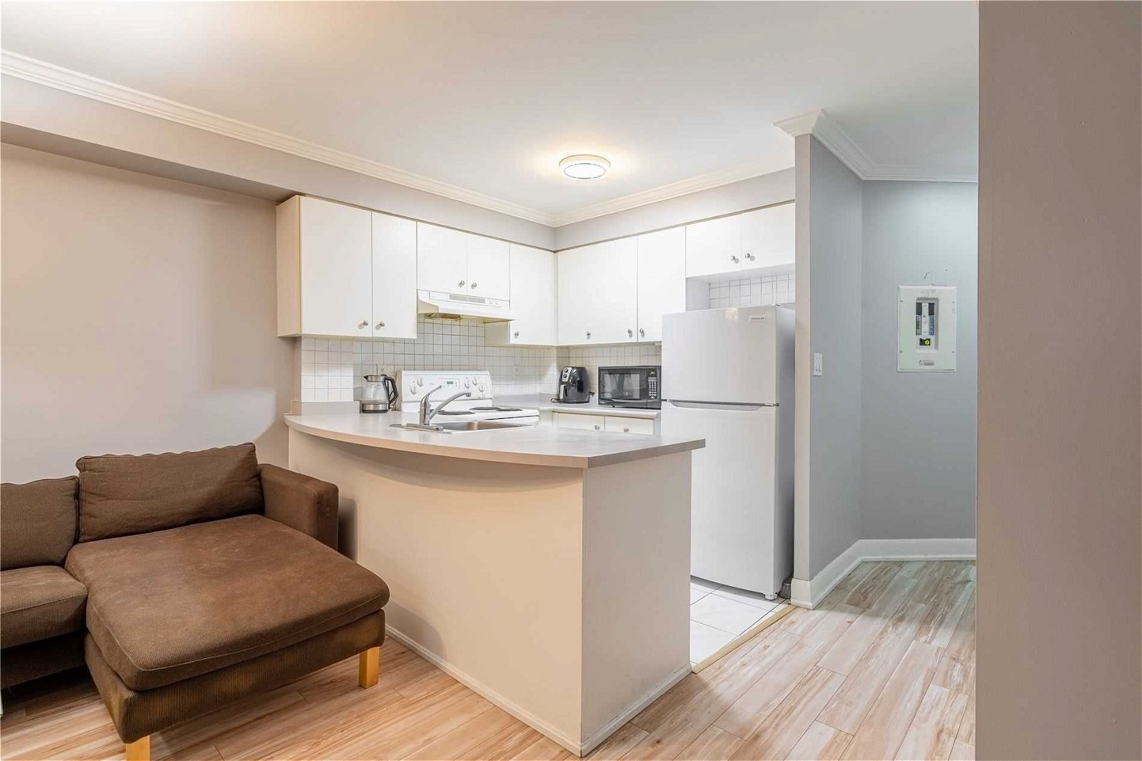 415 Jarvis St, unit 148 for rent - image #11