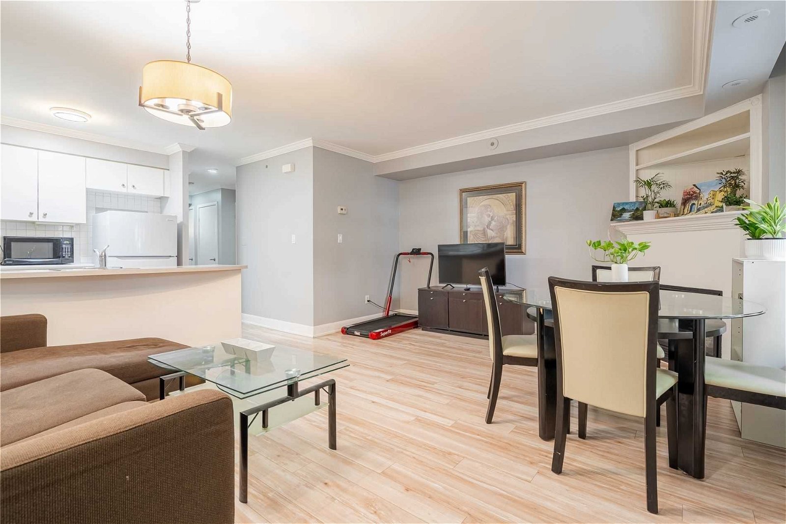 415 Jarvis St, unit 148 for rent - image #7