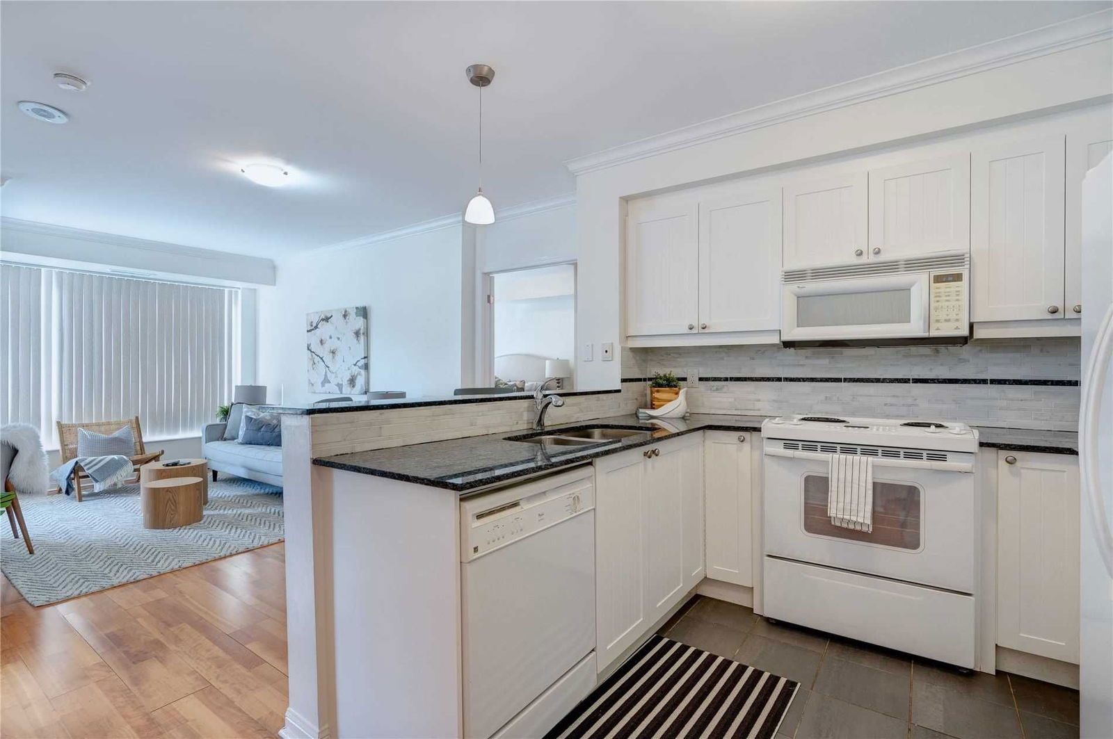 1801 Bayview Ave, unit 206 for sale