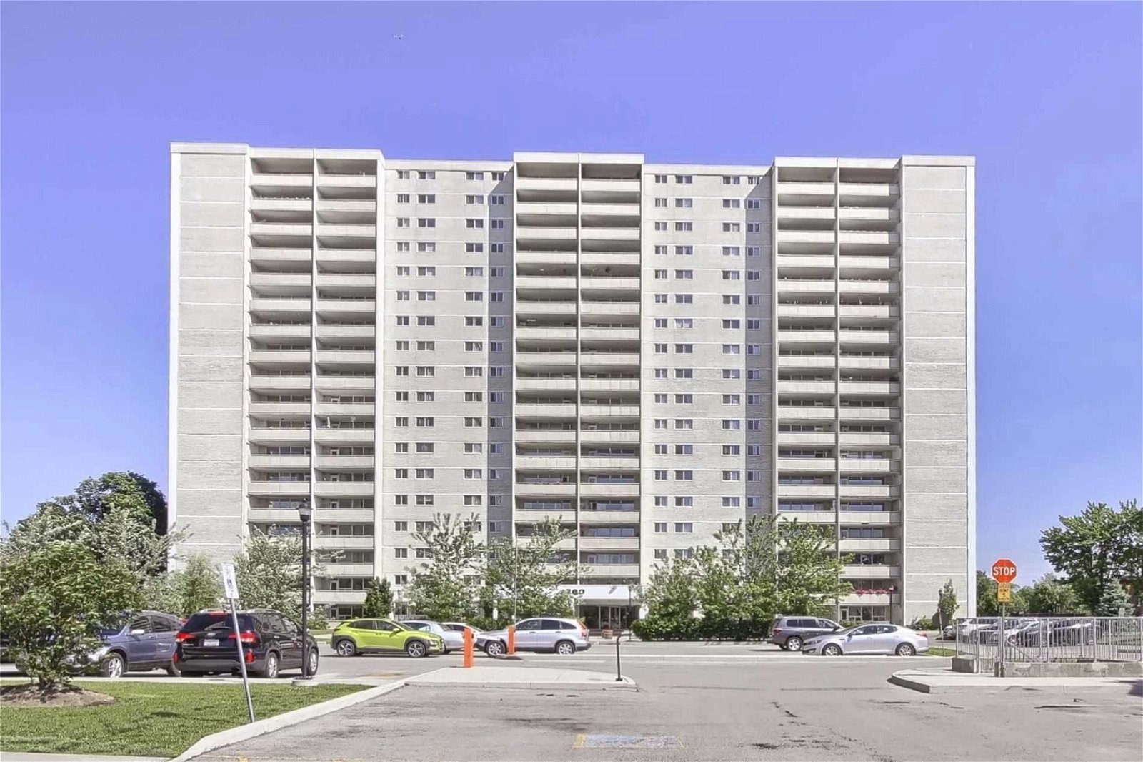 1360 York Mills Rd, unit 802 for sale - image #1