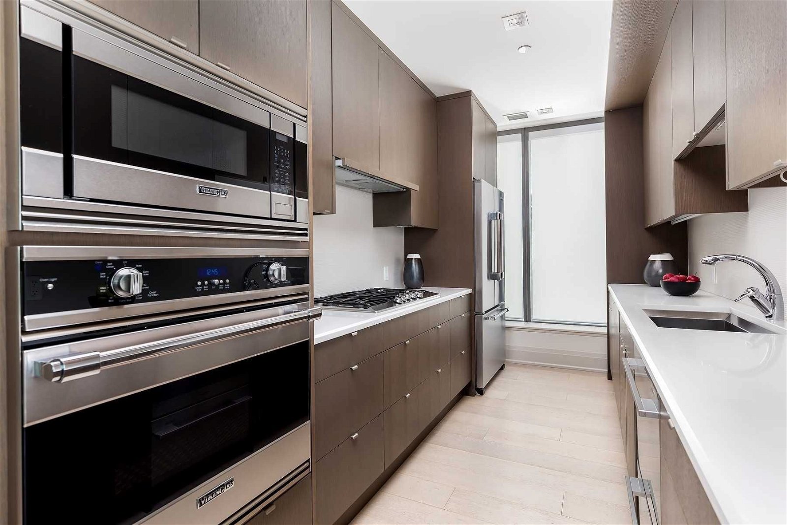 77 Charles St W, unit 1103 for sale - image #14