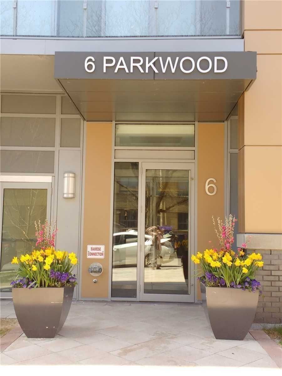 6 Parkwood Ave, unit 512 for rent - image #3