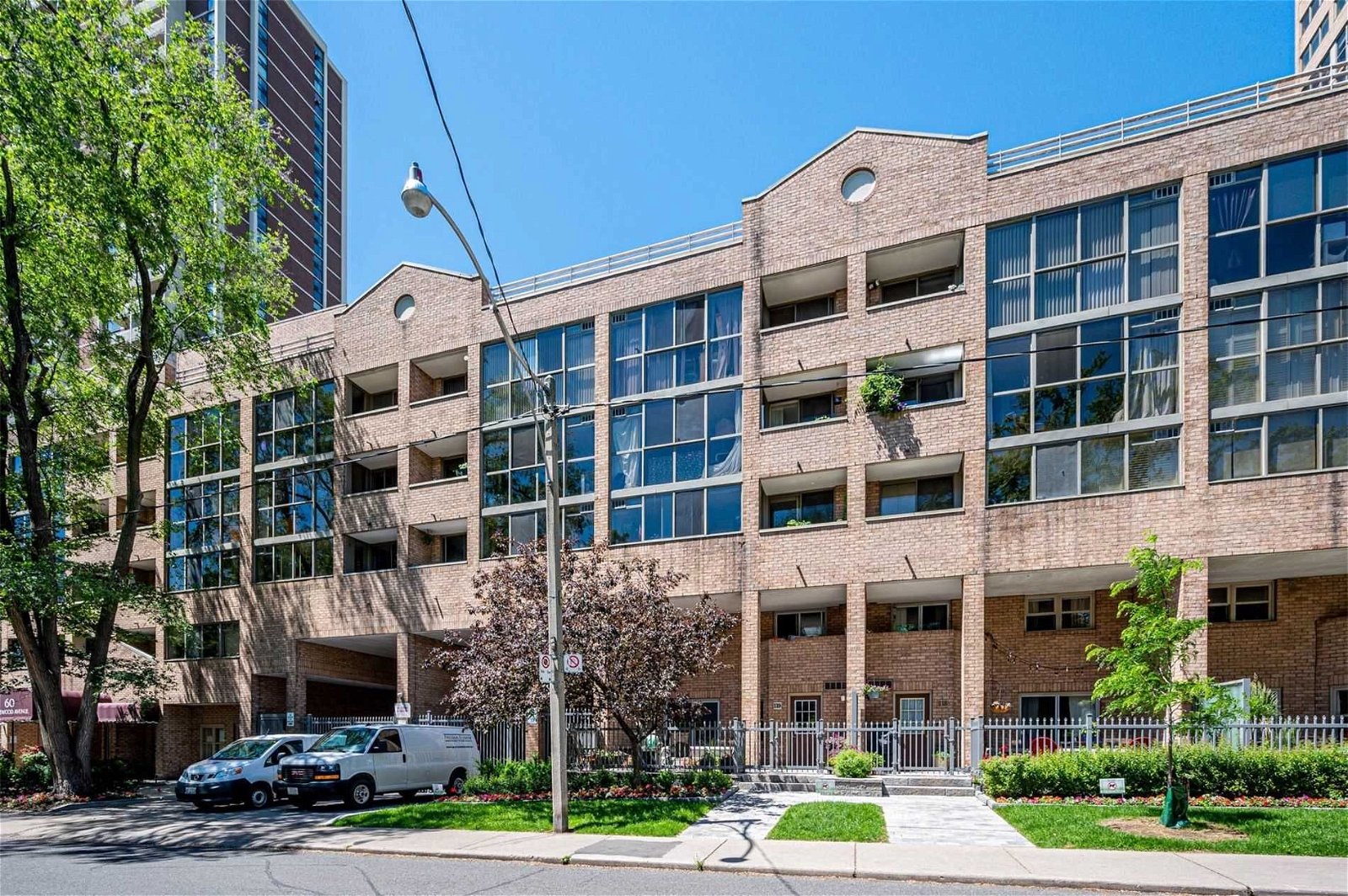 60 Homewood Ave, unit 438 for sale - image #1