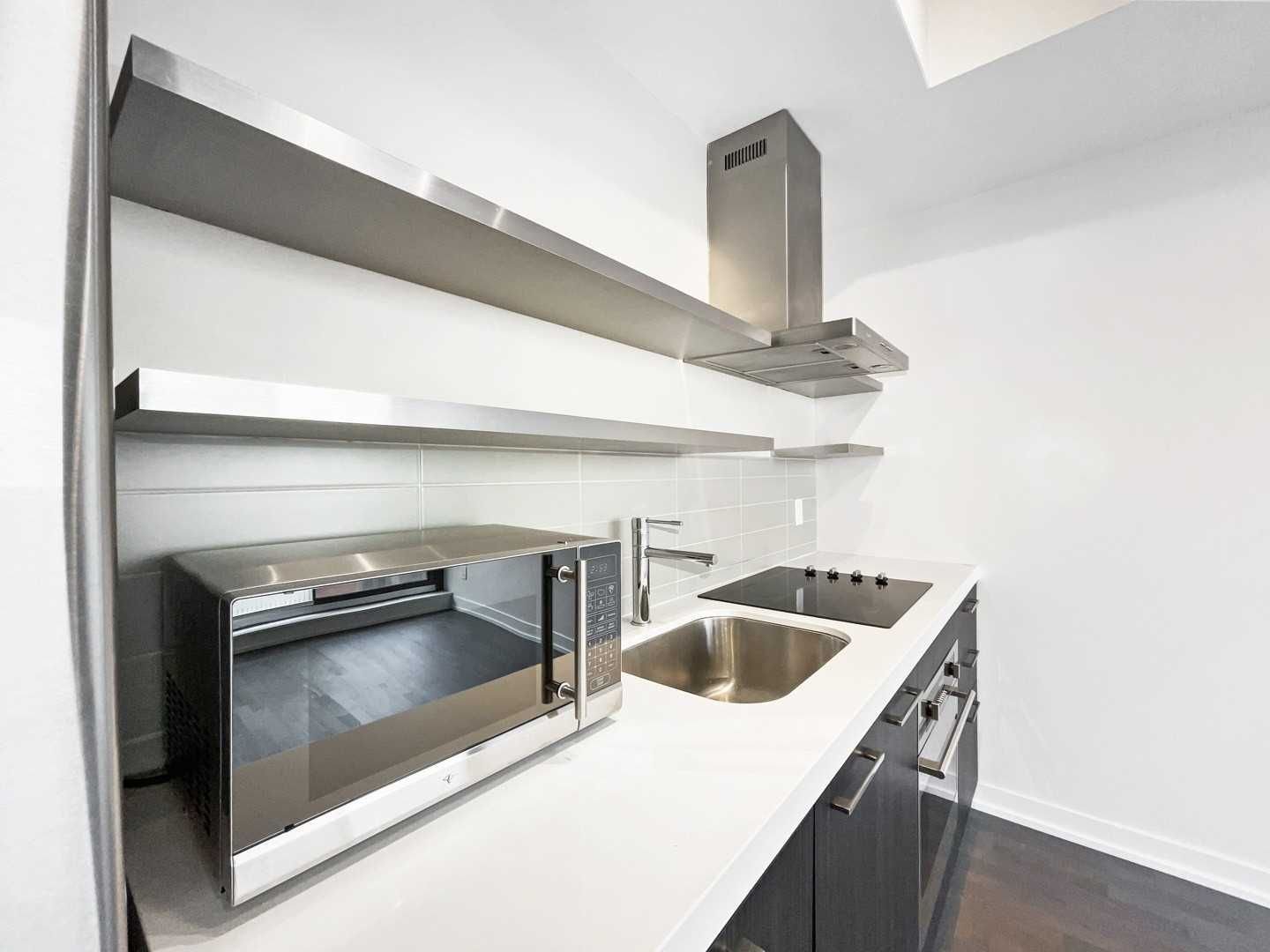 560 King St W, unit 421 for rent - image #7