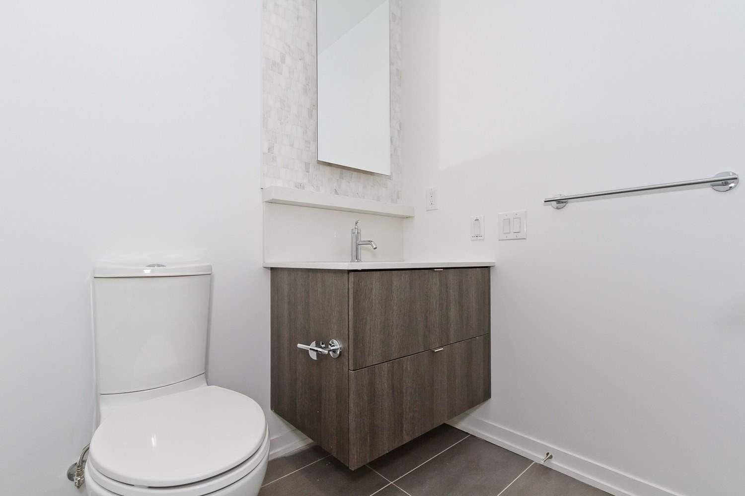 138 St Helen's Ave, unit Ph1 for rent - image #15