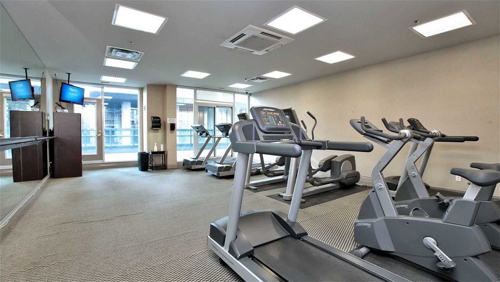 30 Grand Trunk Cres, unit 1711 for sale - image #33