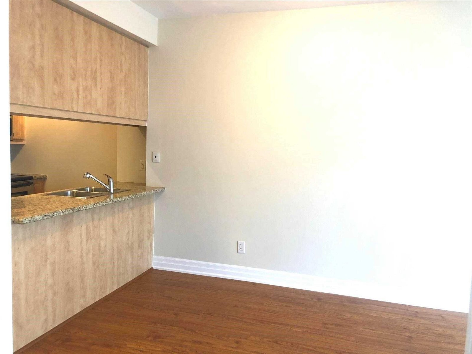 500 St Clair Ave W, unit 1802 for rent - image #14