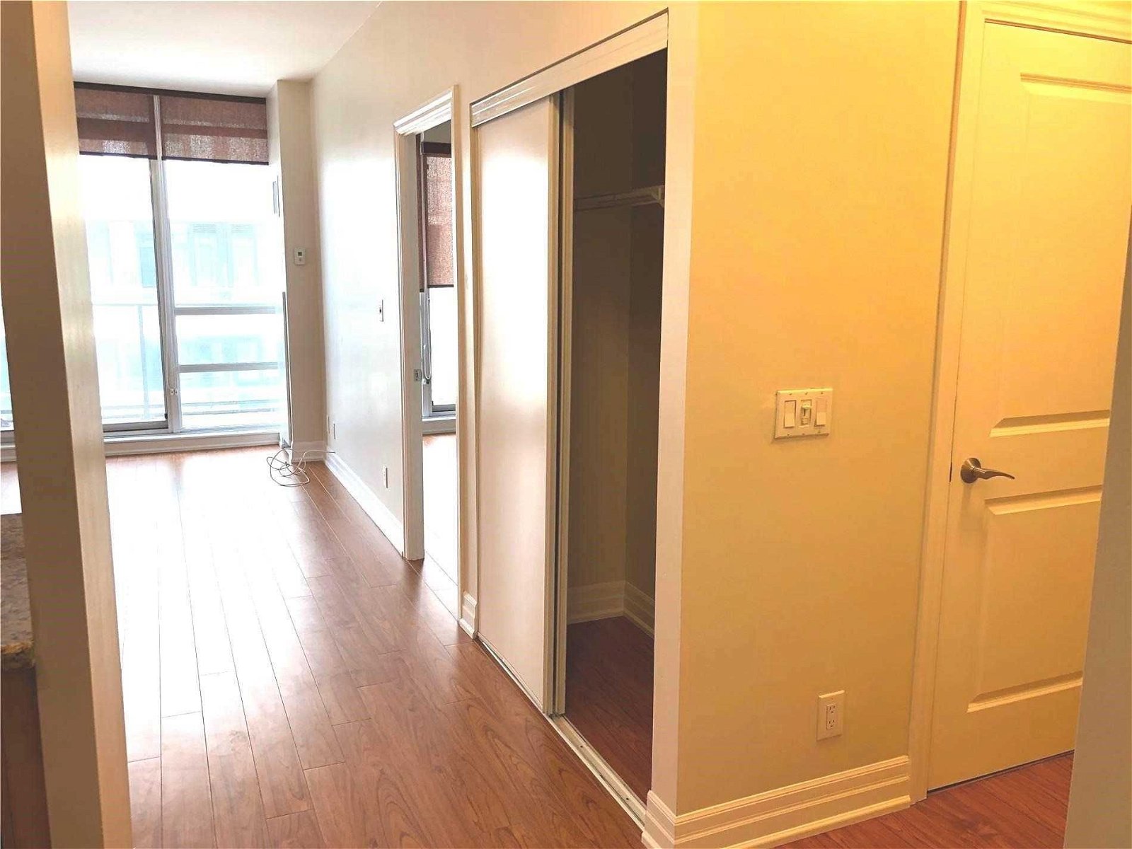 500 St Clair Ave W, unit 1802 for rent - image #30