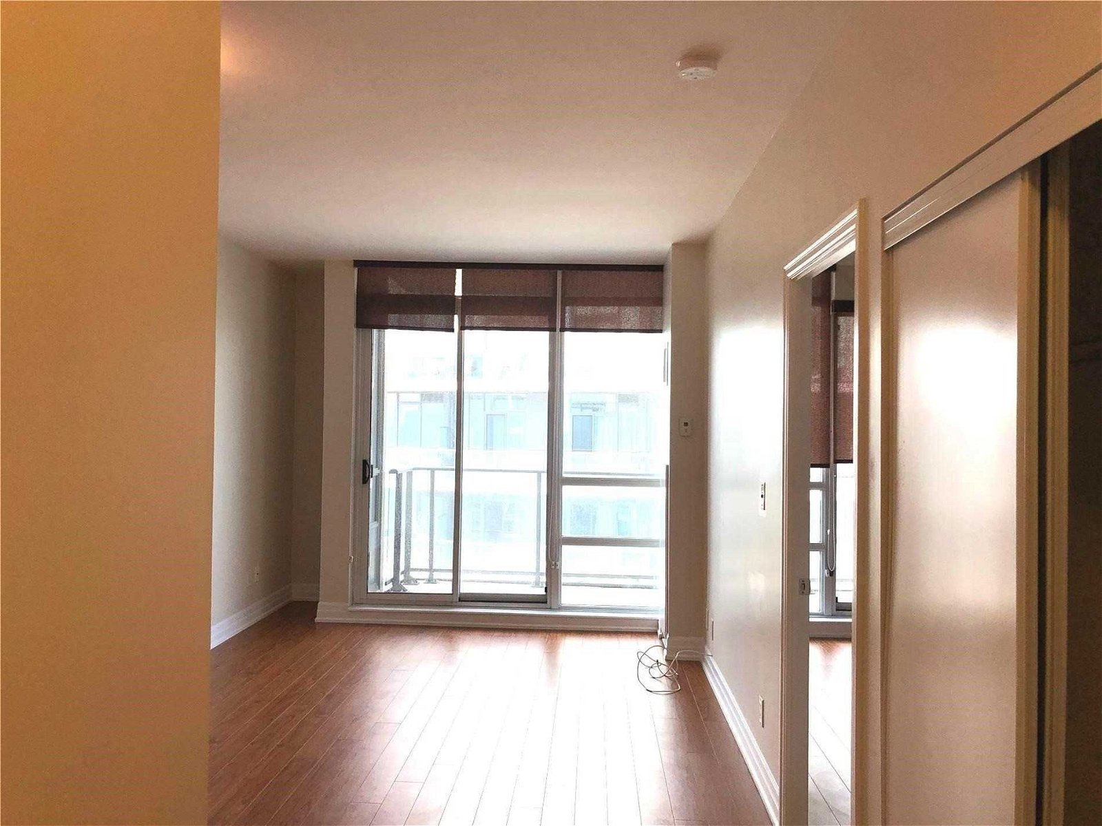500 St Clair Ave W, unit 1802 for rent - image #37