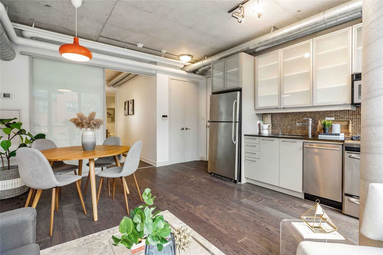 533 Richmond St W, unit 302 for sale