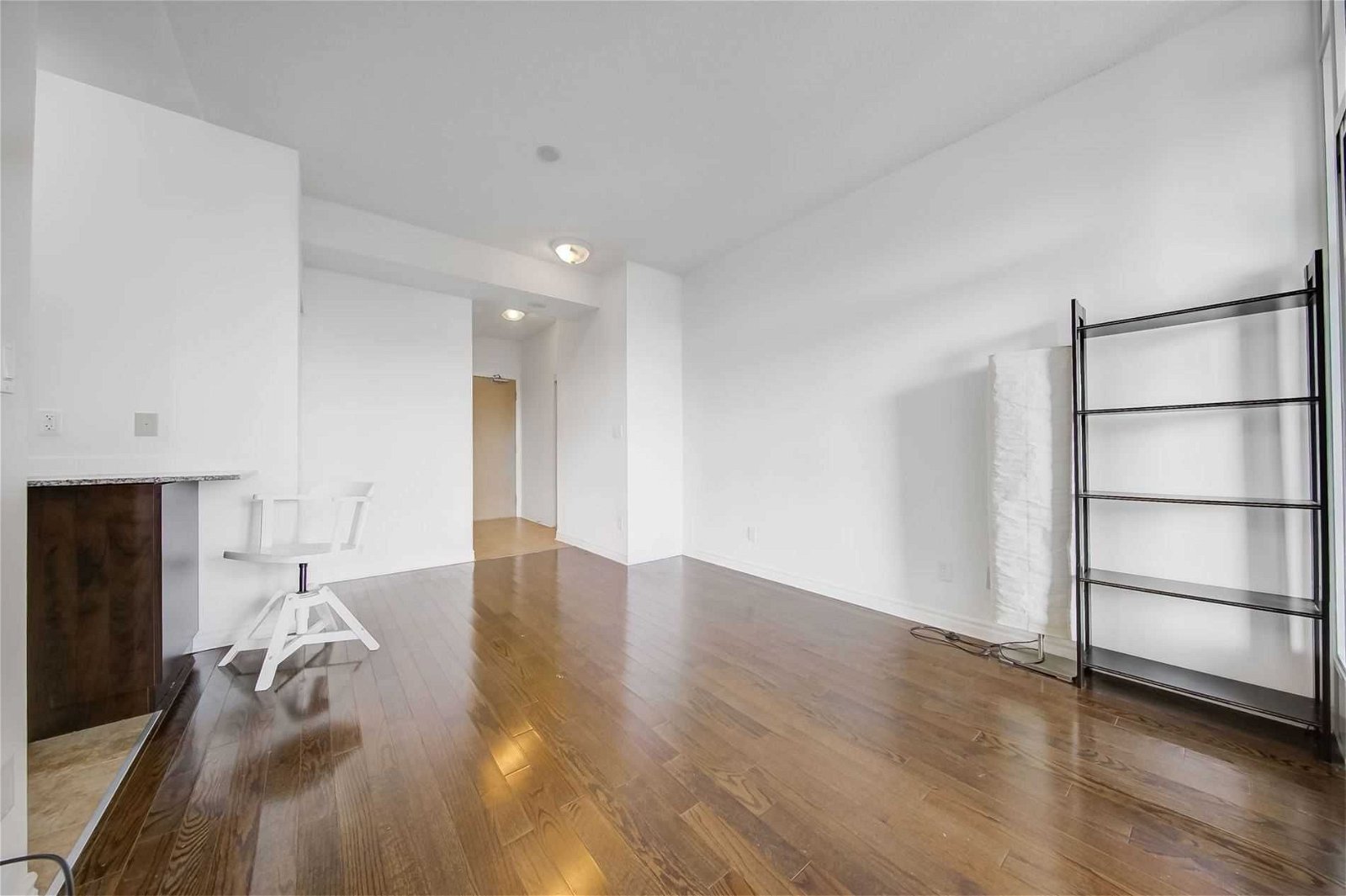 18 Holmes Ave, unit 1015 for sale - image #10