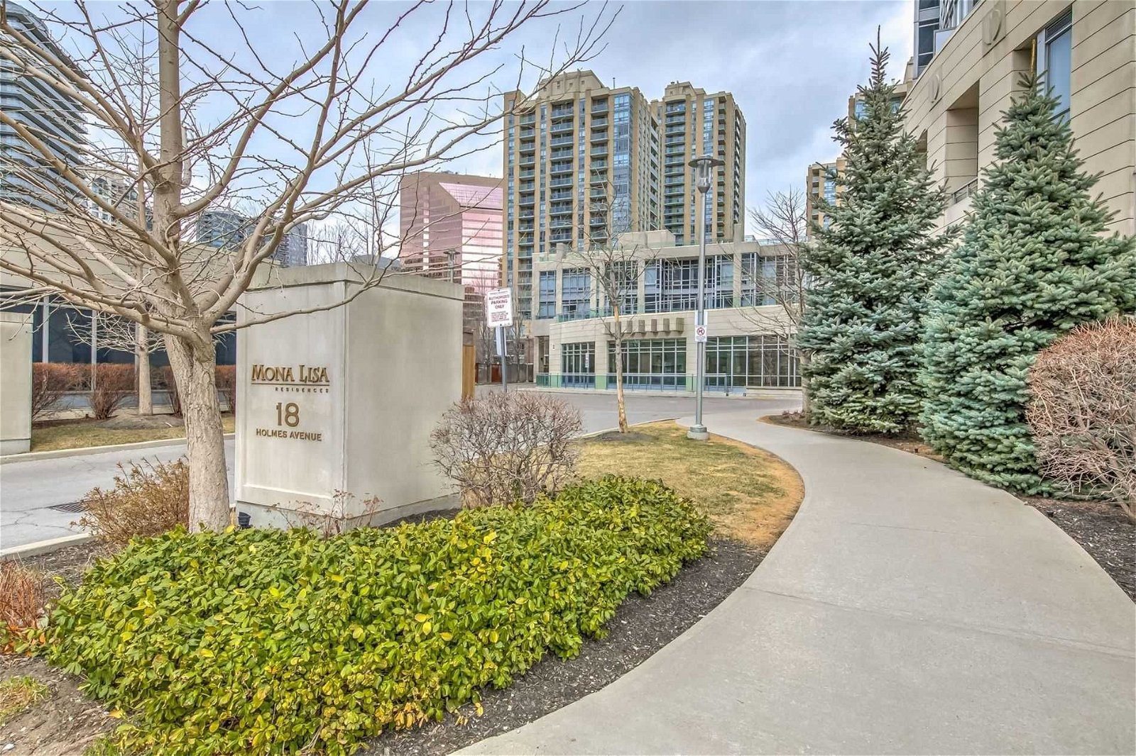 18 Holmes Ave, unit 1015 for sale - image #4